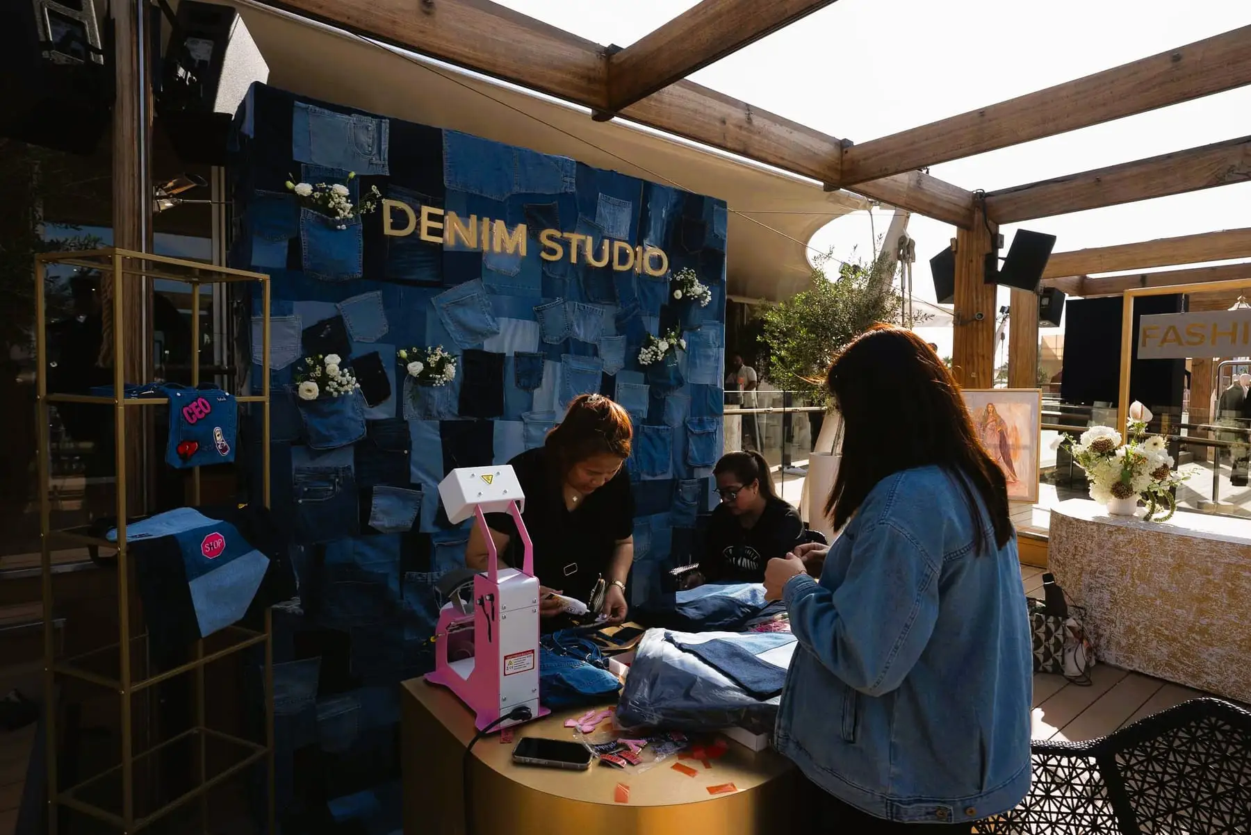 Immersive brand experience moment
